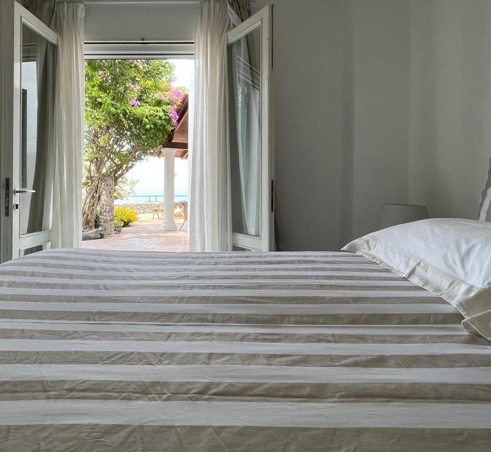 كازاميتْشيولا تيرمي Nelinda Waterfront Accommodation المظهر الخارجي الصورة