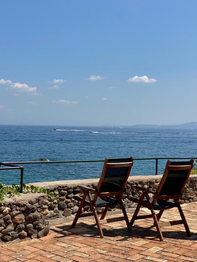 كازاميتْشيولا تيرمي Nelinda Waterfront Accommodation المظهر الخارجي الصورة