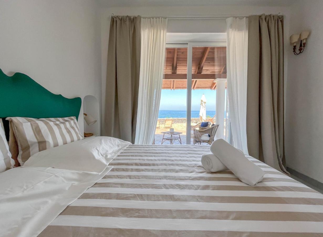 كازاميتْشيولا تيرمي Nelinda Waterfront Accommodation المظهر الخارجي الصورة