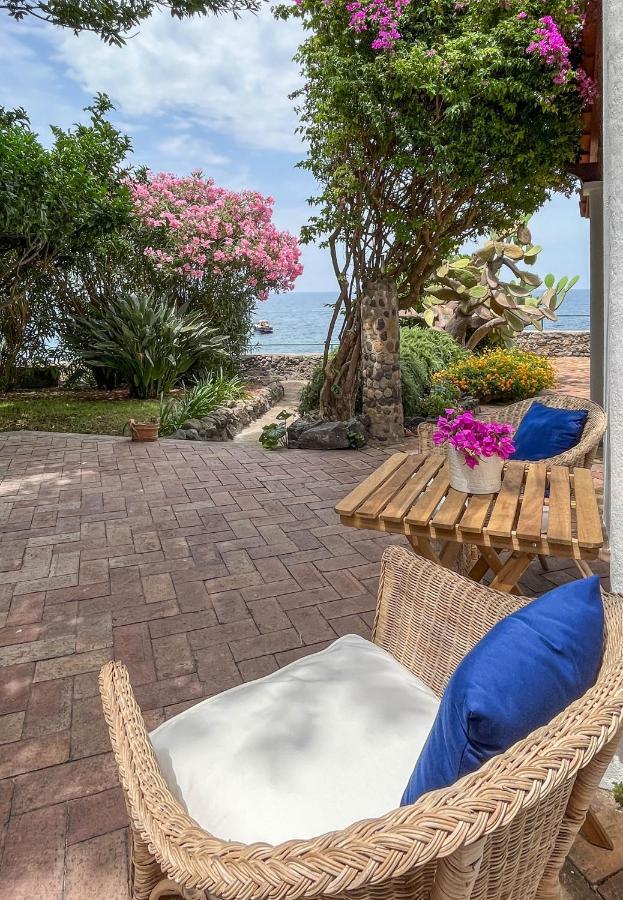 كازاميتْشيولا تيرمي Nelinda Waterfront Accommodation المظهر الخارجي الصورة