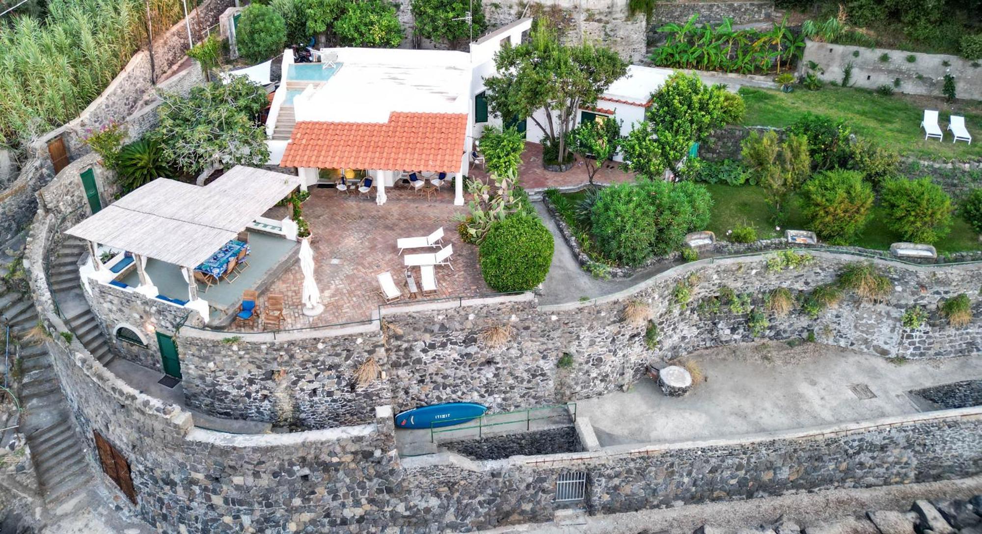 كازاميتْشيولا تيرمي Nelinda Waterfront Accommodation المظهر الخارجي الصورة