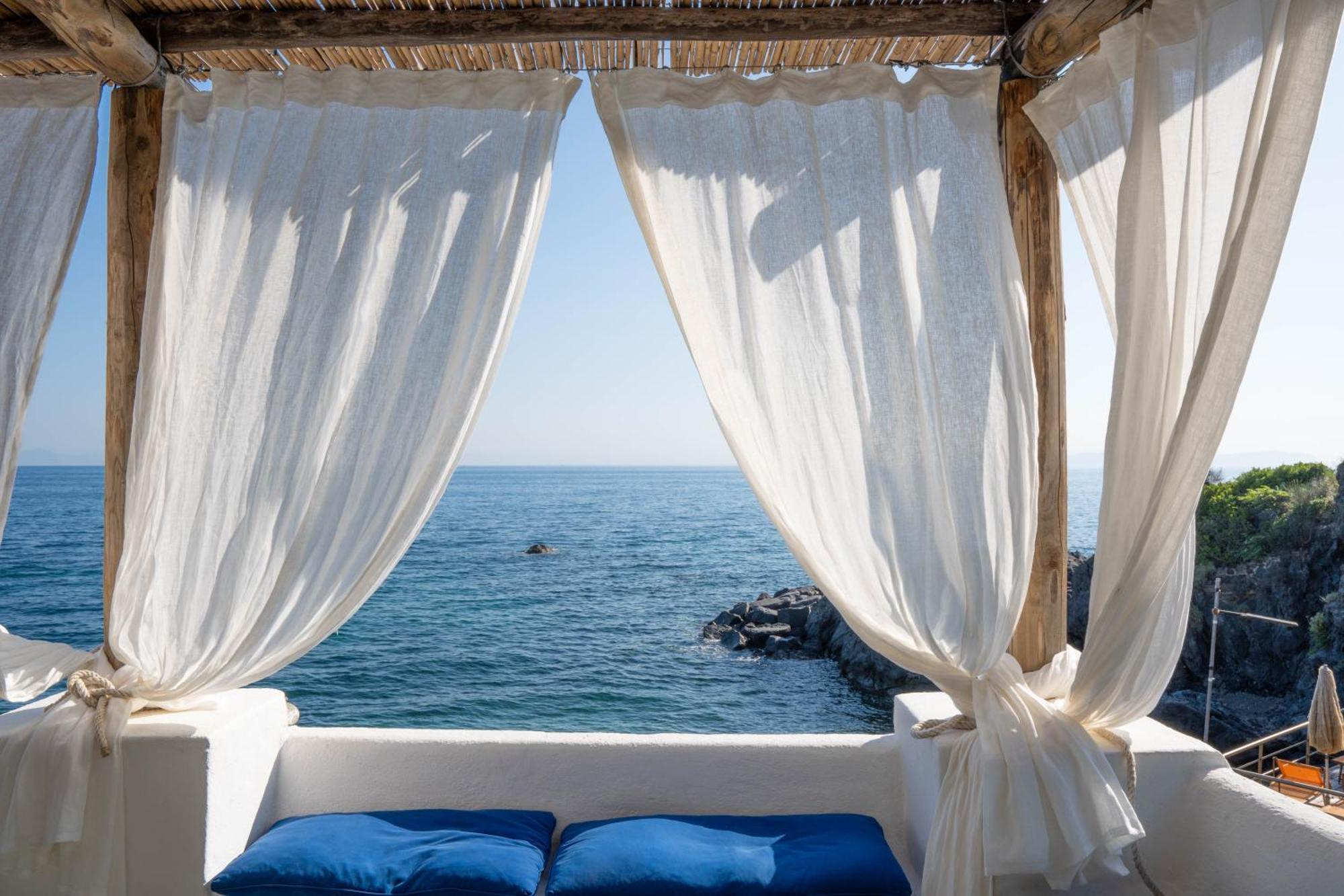 كازاميتْشيولا تيرمي Nelinda Waterfront Accommodation المظهر الخارجي الصورة